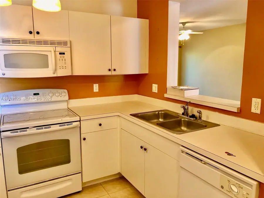 1165 Golden Lakes Blvd #1226, West Palm Beach, FL 33411 - Image #3