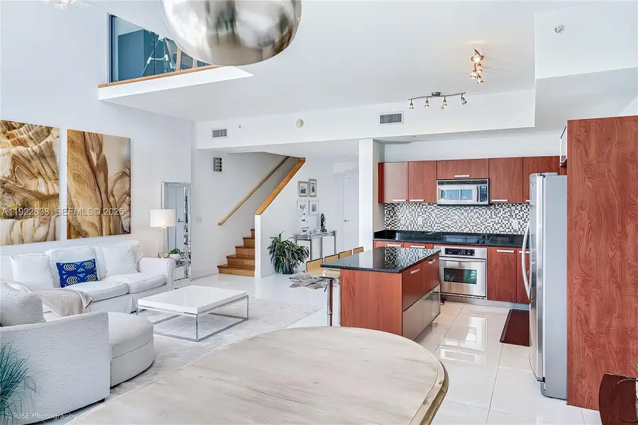 3131 NE 188th St #PH1-1210, Aventura, FL 33180 - Image #3