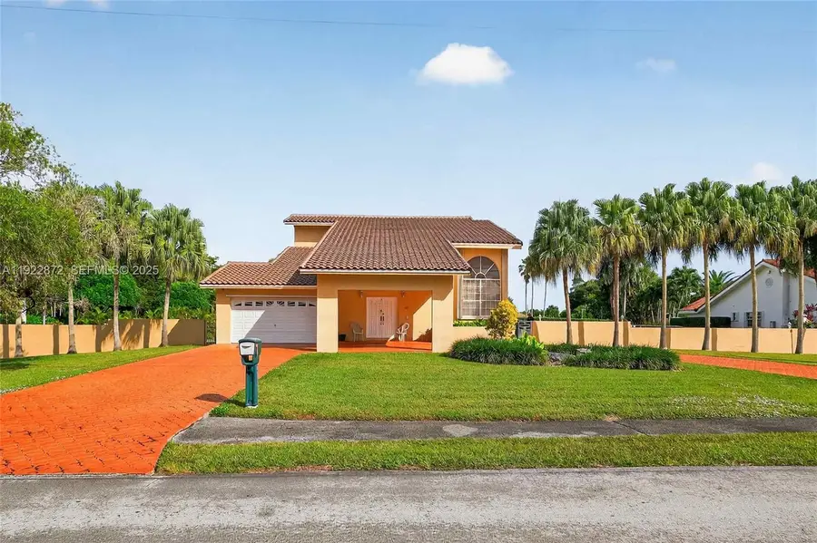 6611 SW 99th Ave, Miami, FL 33173 - Image #2