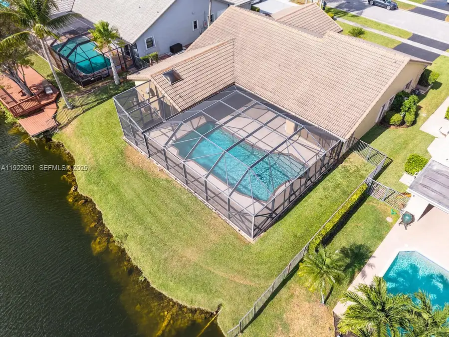 9272 NW 18th St, Plantation, FL 33322 - Image #3