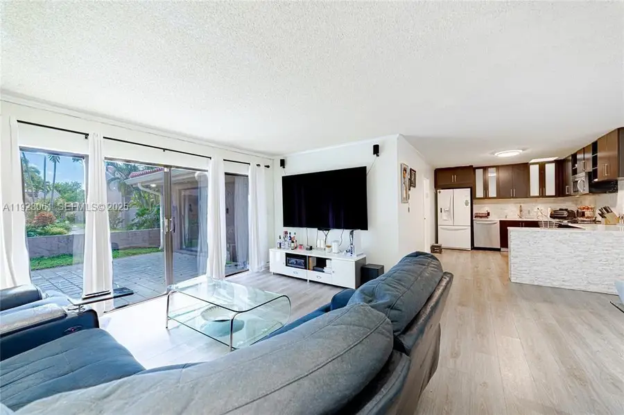 402 St Andrews Rd #55, Hollywood, FL 33021 - Image #3