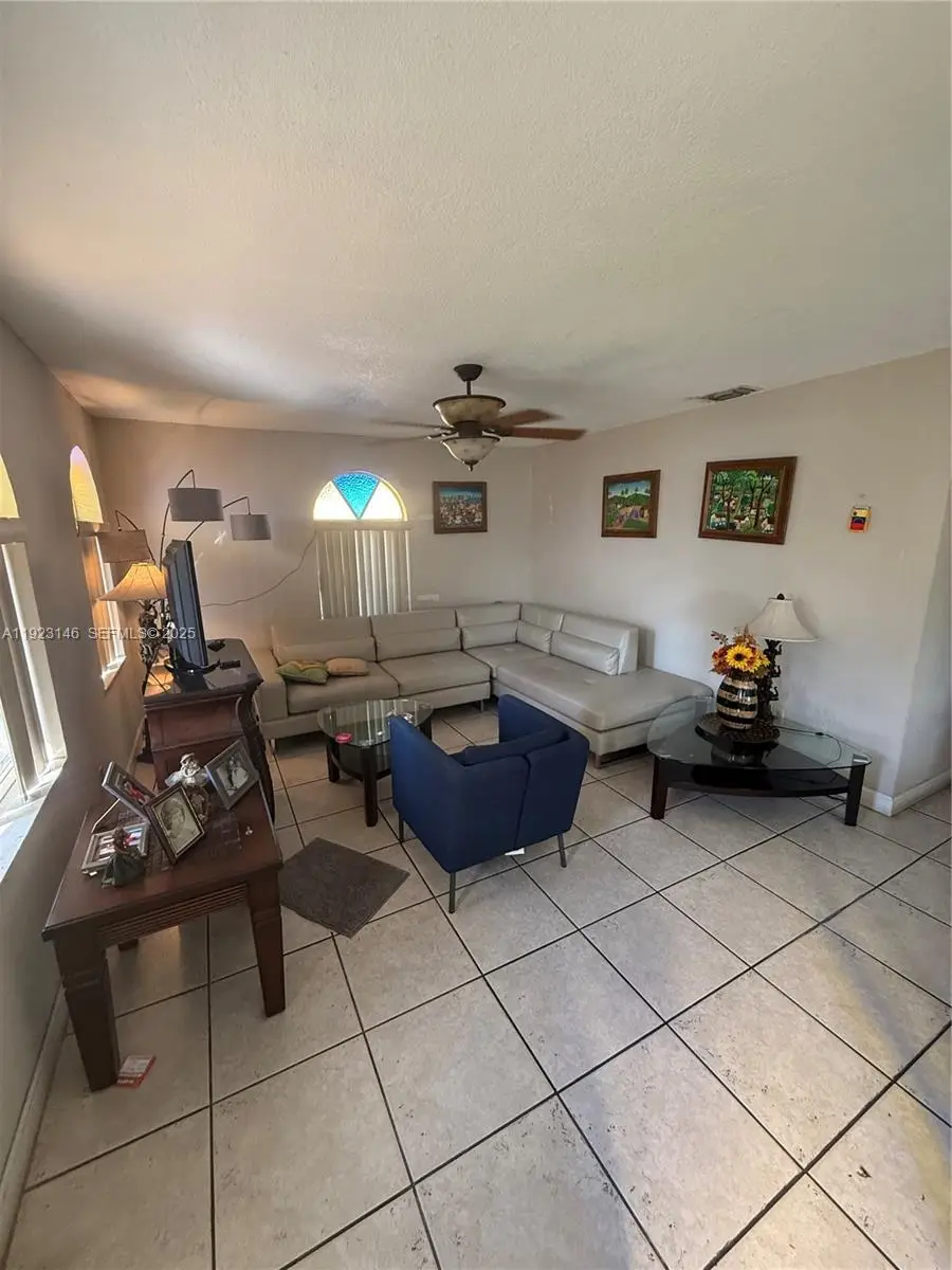 11611 SW 184th St, Miami, FL 33157 - Image #2