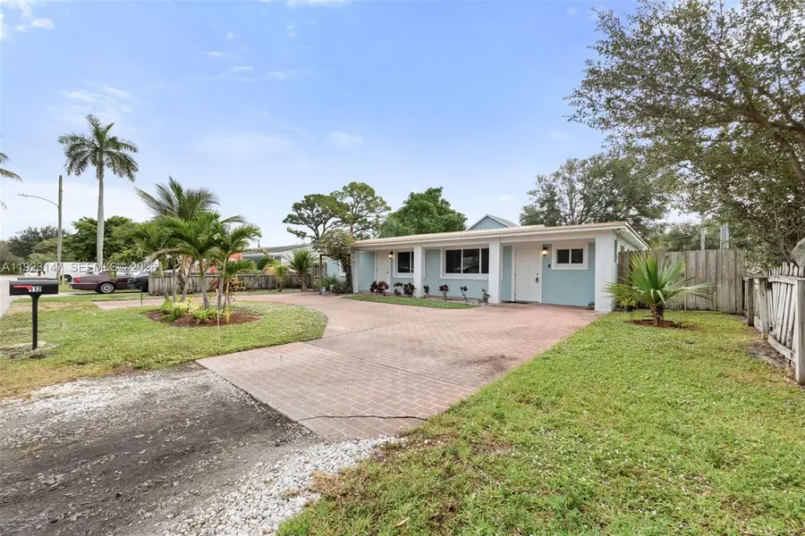 112 Milton St, Lantana, FL 33462 - Image #3