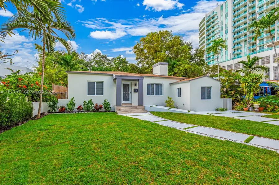 228 SW 25th Rd, Miami, FL 33129 - Image #2