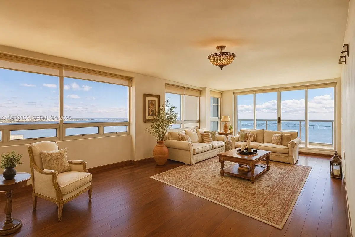 1541 Brickell Ave #C2705, Miami, FL 33129 - Image #1