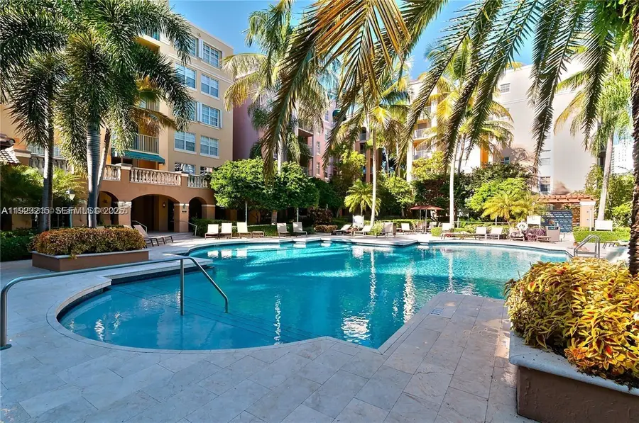 19555 E Country Club Dr #8502, Aventura, FL 33180 - Image #2