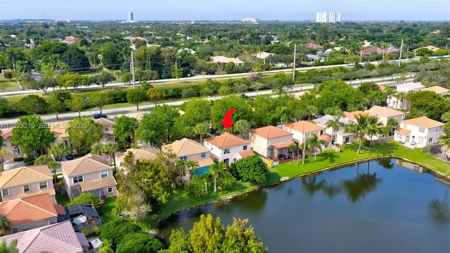 1260 NW 110th Ave, Plantation, FL 33322 - Image #2