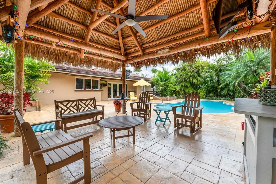 8700 SW 159th St, Palmetto Bay, FL 33157 - Image #2