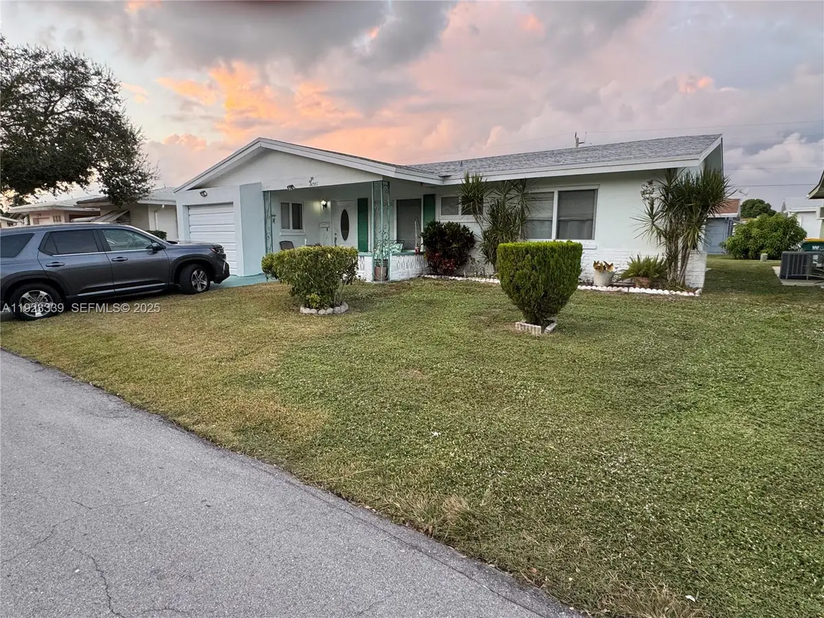 4607 NW 45th Ct, Tamarac, FL 33319 - Image #1