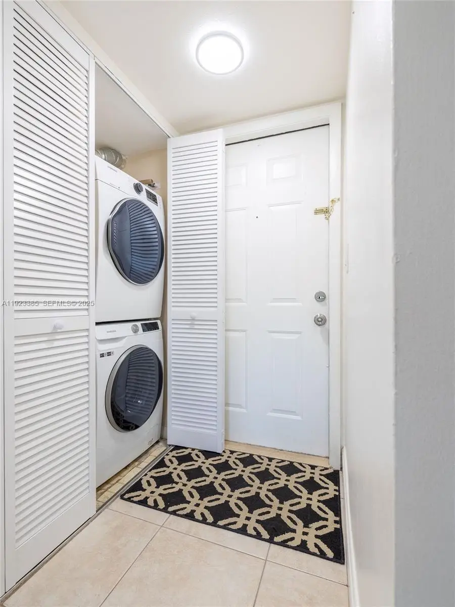 15801 W Waterside Cir #104, Sunrise, FL 33326 - Image #3