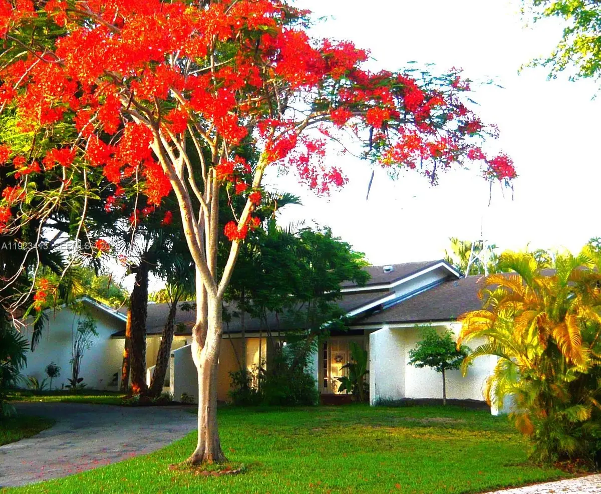 17123 SW 78th Pl, Palmetto Bay, FL 33157 - Image #1