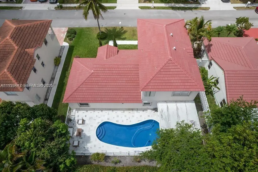 3080 Carysfort Ln, Margate, FL 33063 - Image #2