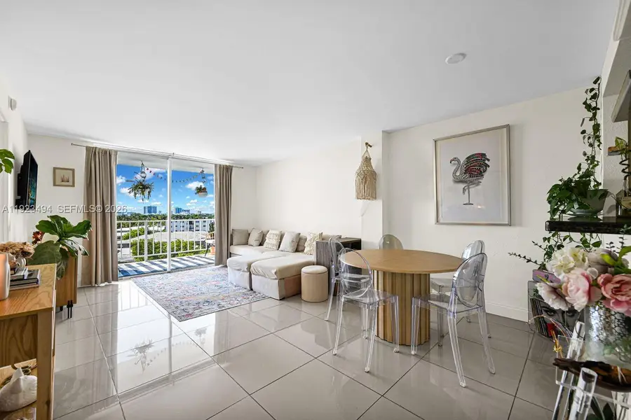 6900 Bay Dr #6B, Miami Beach, FL 33141 - Image #2