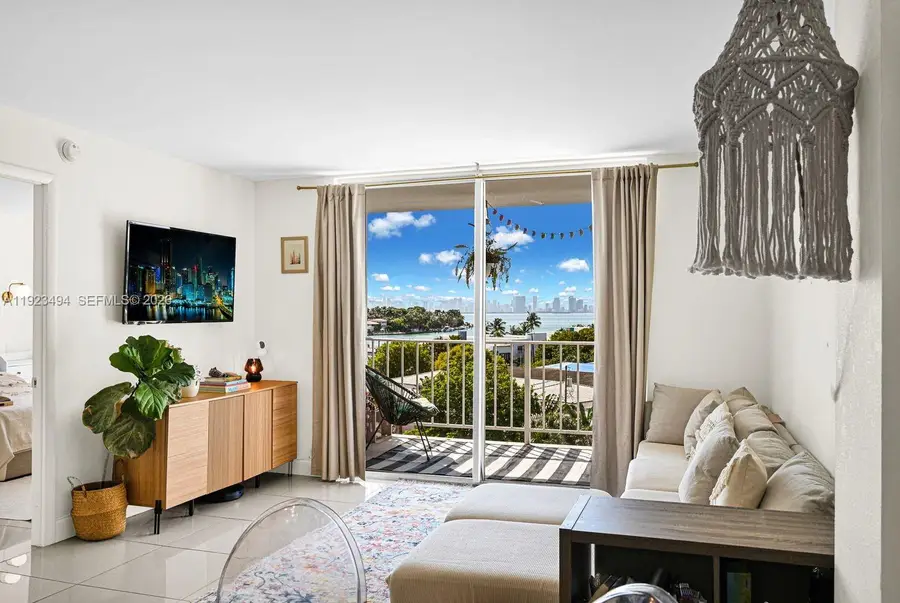 6900 Bay Dr #6B, Miami Beach, FL 33141 - Image #3