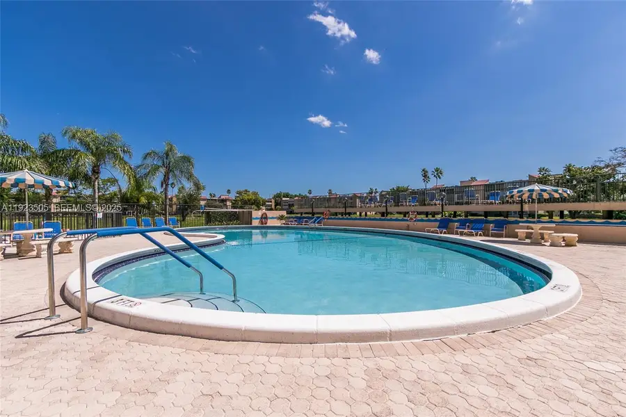 7300 Lake Cir Dr #303, Margate, FL 33063 - Image #3