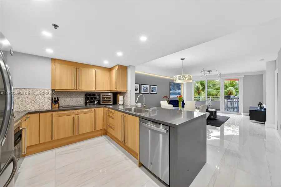 226 Ocean Dr #3C, Miami Beach, FL 33139 - Image #3