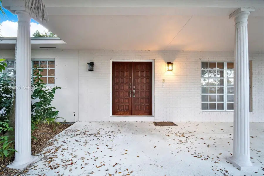 13240 SW 98th Pl, Miami, FL 33176 - Image #2