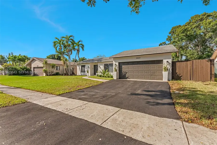 5037 SW 87th Ter, Cooper City, FL 33328 - Image #3