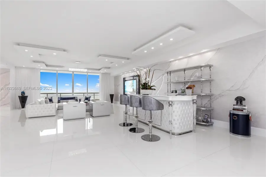 17875 Collins Ave #PH4701, Sunny Isles Beach, FL 33160 - Image #3