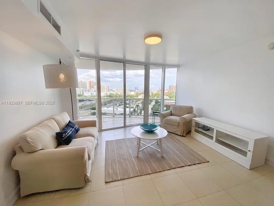 17201 Collins Ave #1009, Sunny Isles Beach, FL 33160 - Image #2