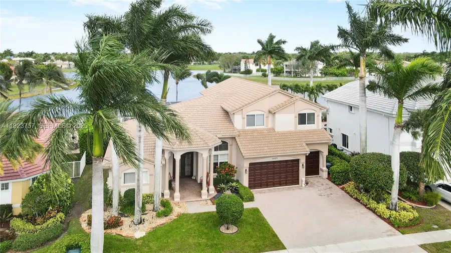11471 Paradise Cove Ln, Wellington, FL 33449 - Image #2