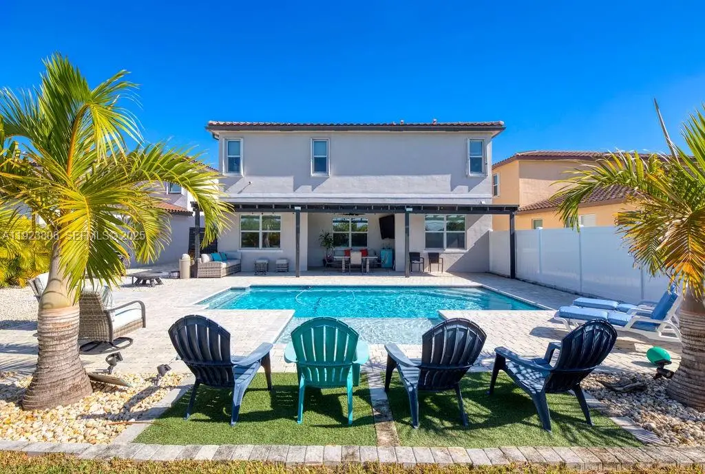 8175 NW Greenbank Cir, Port Saint Lucie, FL 34987 - Image #1