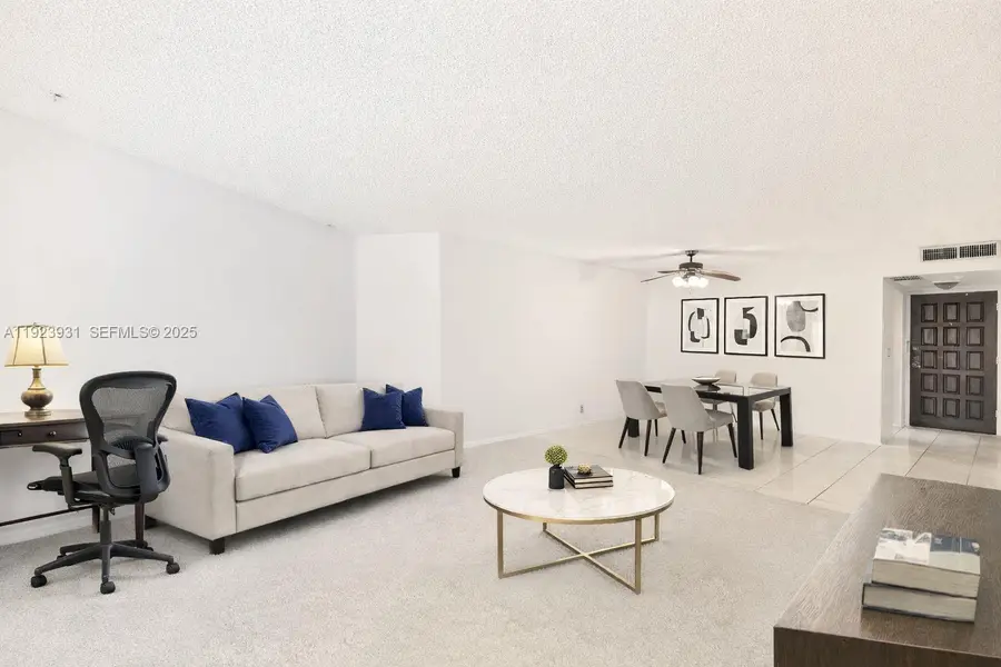 3800 N Hills Dr #206, Hollywood, FL 33021 - Image #3