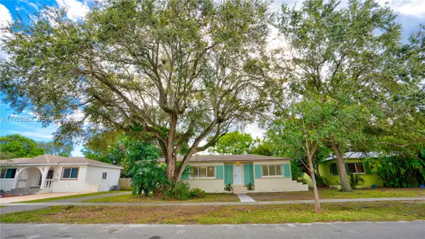 1230 NE 133rd St, North Miami, FL 33161