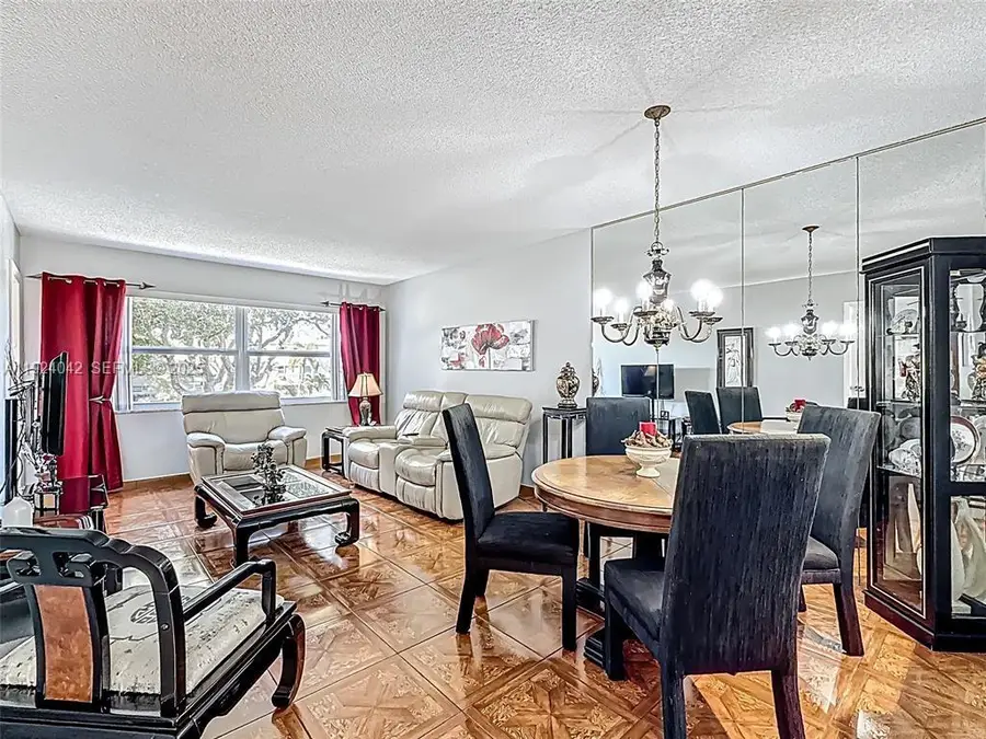 5001 NW 34th St #205, Lauderdale Lakes, FL 33319 - Image #2