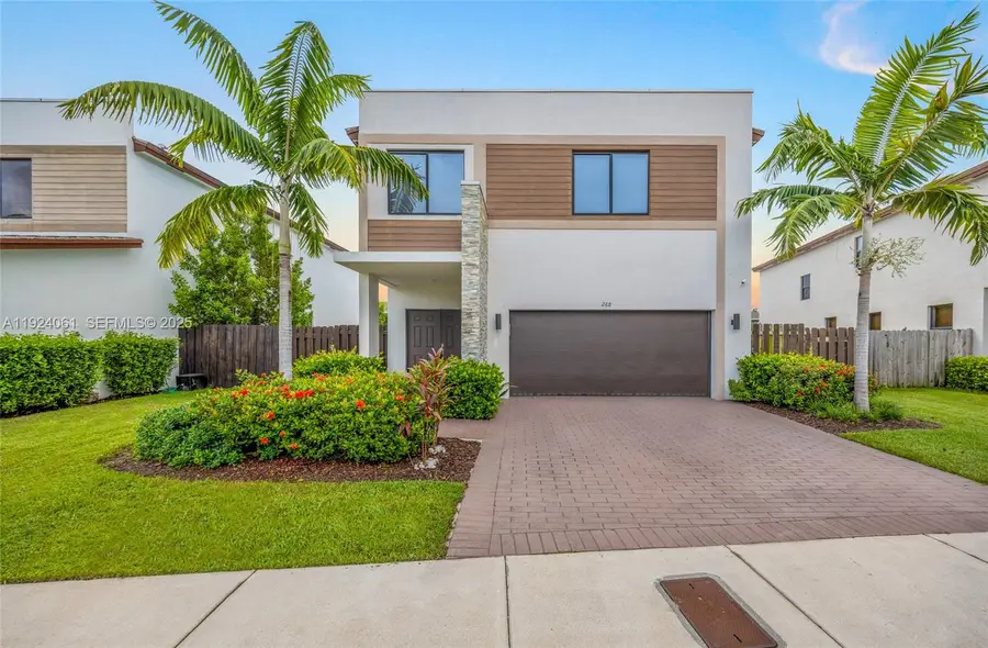 268 NE 210th Way, Miami, FL 33179 - Image #2