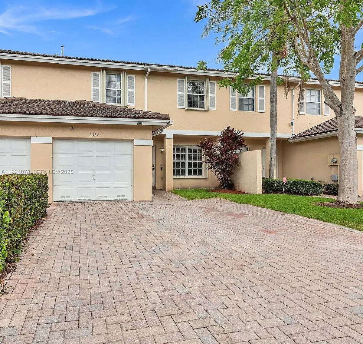 5332 NW 89th Ave, Sunrise, FL 33351 - Image #1