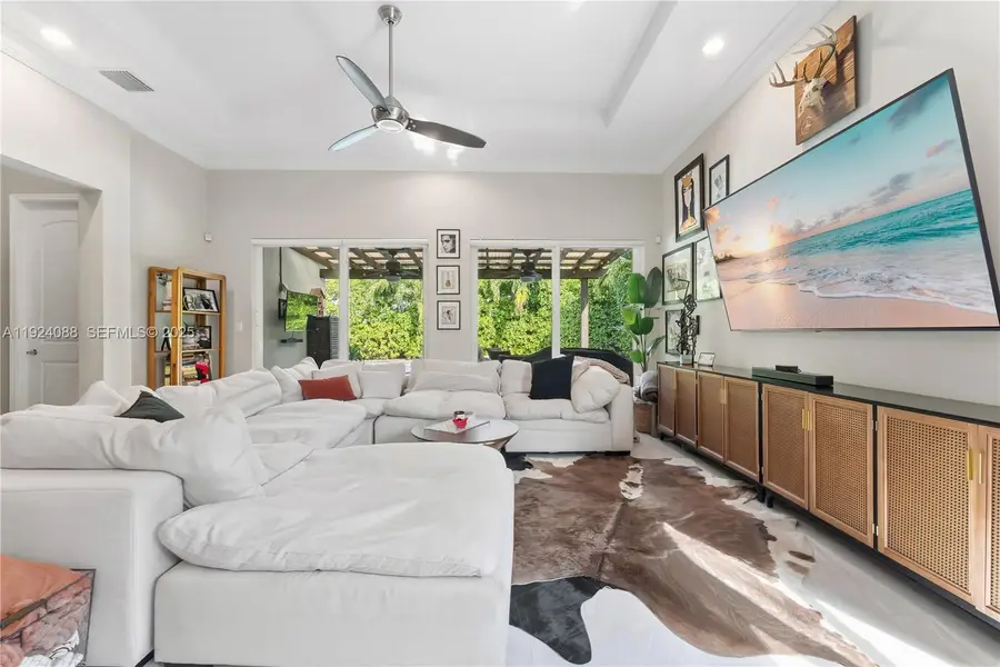 14929 SW 176th Ter, Miami, FL 33187 - Image #2