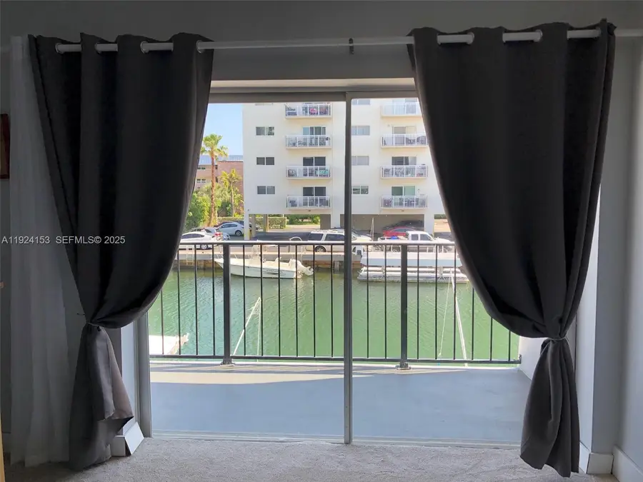 3642 NE 171st St #203, North Miami Beach, FL 33160 - Image #3