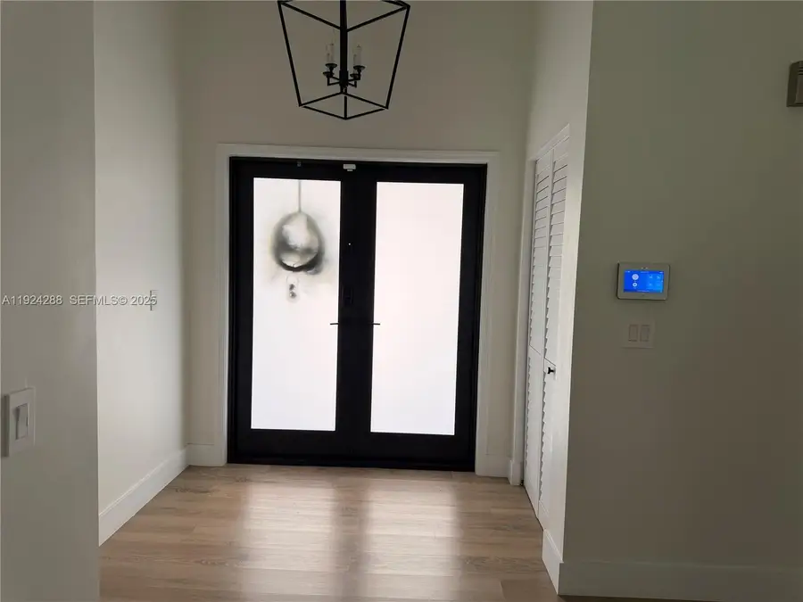 8611 NW 51st Ct, Lauderhill, FL 33351 - Image #3