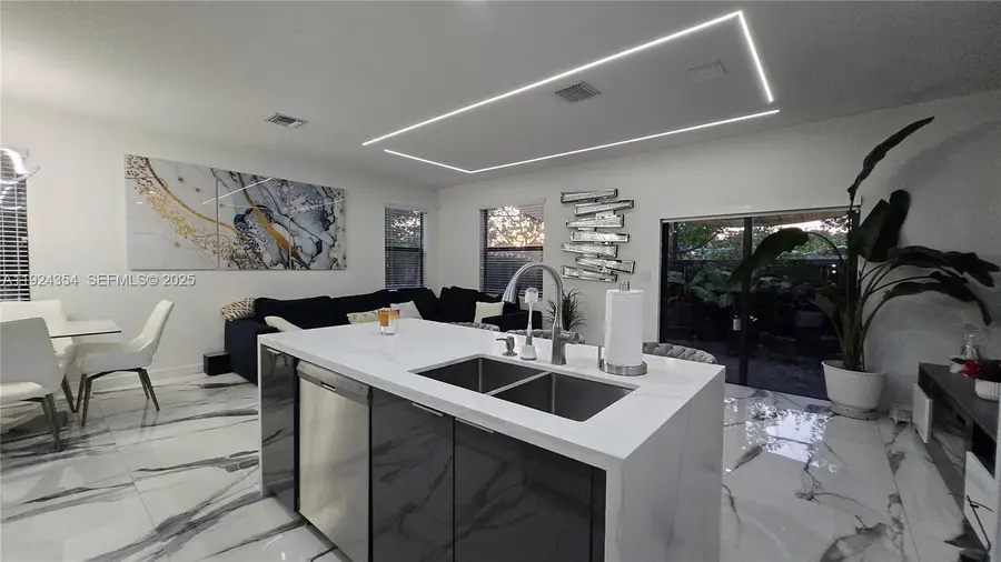 21380 NE 2nd Ct, Miami, FL 33179 - Image #2