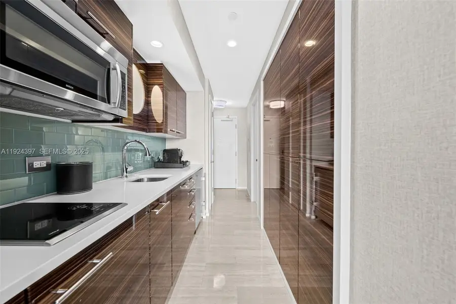 551 N Fort Lauderdale Beach Blvd #R1904, Fort Lauderdale, FL 33304 - Image #3