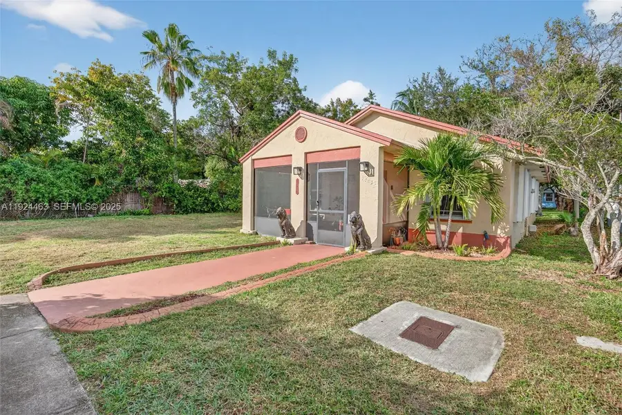 12235 SW 202nd St, Miami, FL 33177 - Image #2