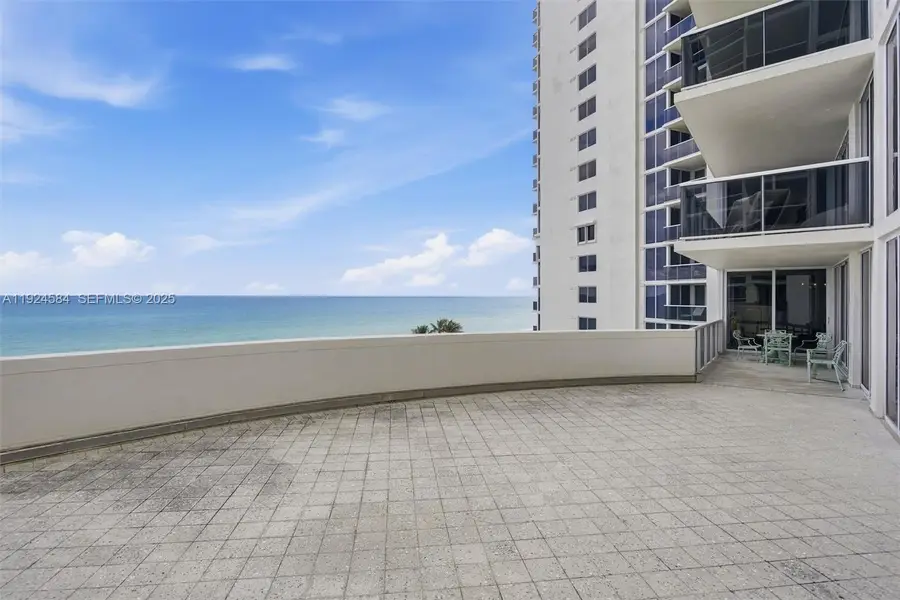 19111 Collins Ave #505, Sunny Isles Beach, FL 33160 - Image #2