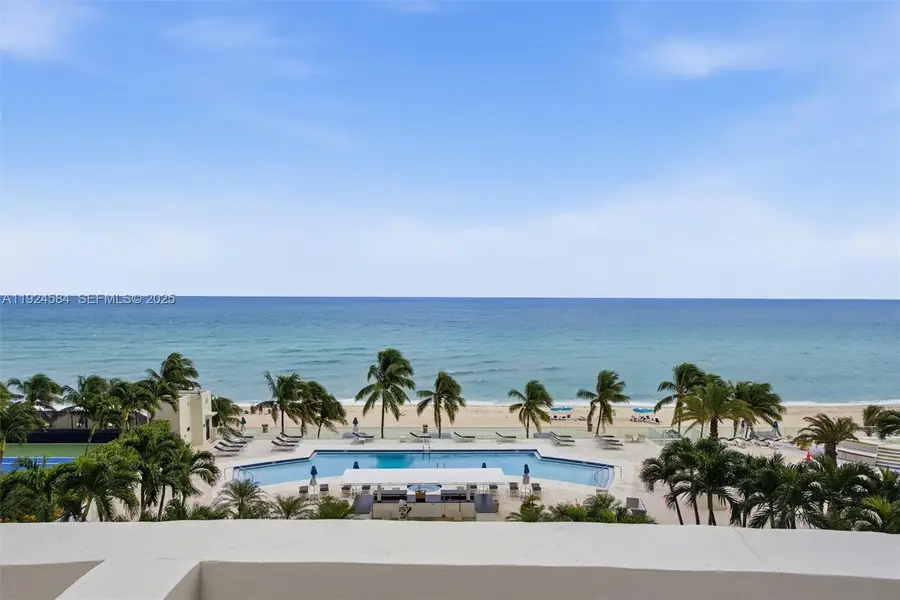 19111 Collins Ave #505, Sunny Isles Beach, FL 33160 - Image #3