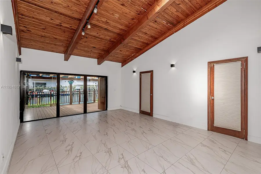 2621 S Parkview Dr, Hallandale Beach, FL 33009 - Image #3