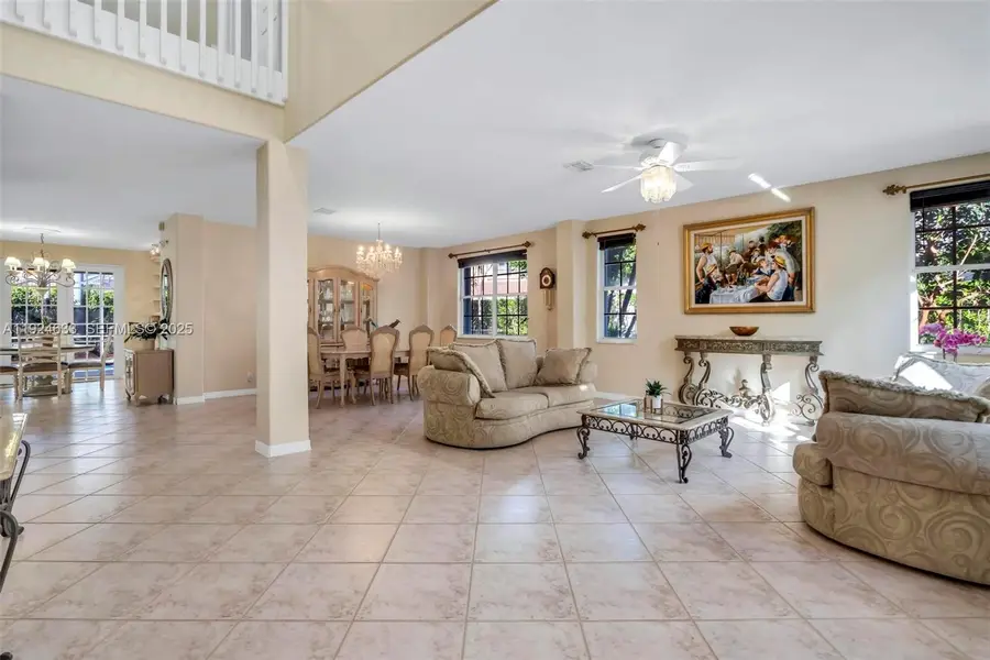 3835 Crestwood Cir, Weston, FL 33331 - Image #2