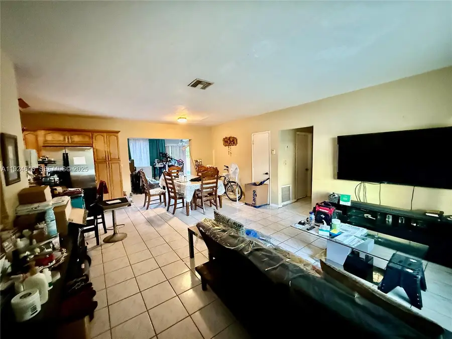 1121 NE 154th Ter, North Miami Beach, FL 33162 - Image #3