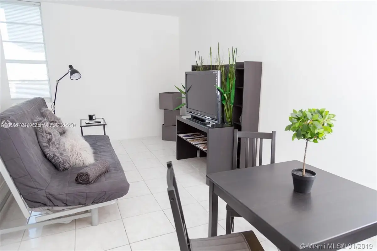 100 Lincoln Rd #1216, Miami Beach, FL 33139 - Image #1