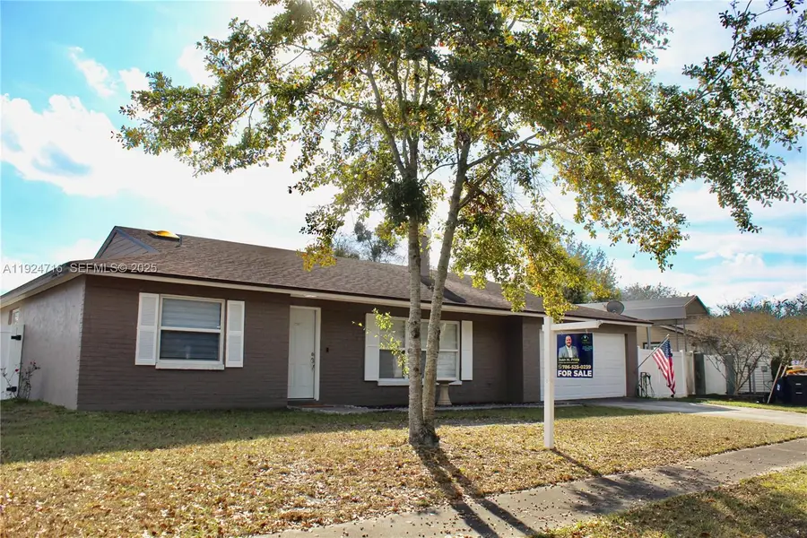 8210 E Sailmaker Ln, Jacksonville, FL 32210 - Image #3