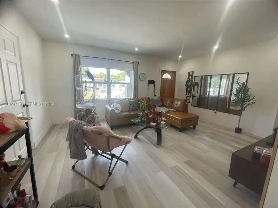 3718 NW 12th St, Miami, FL 33126 - Image #3