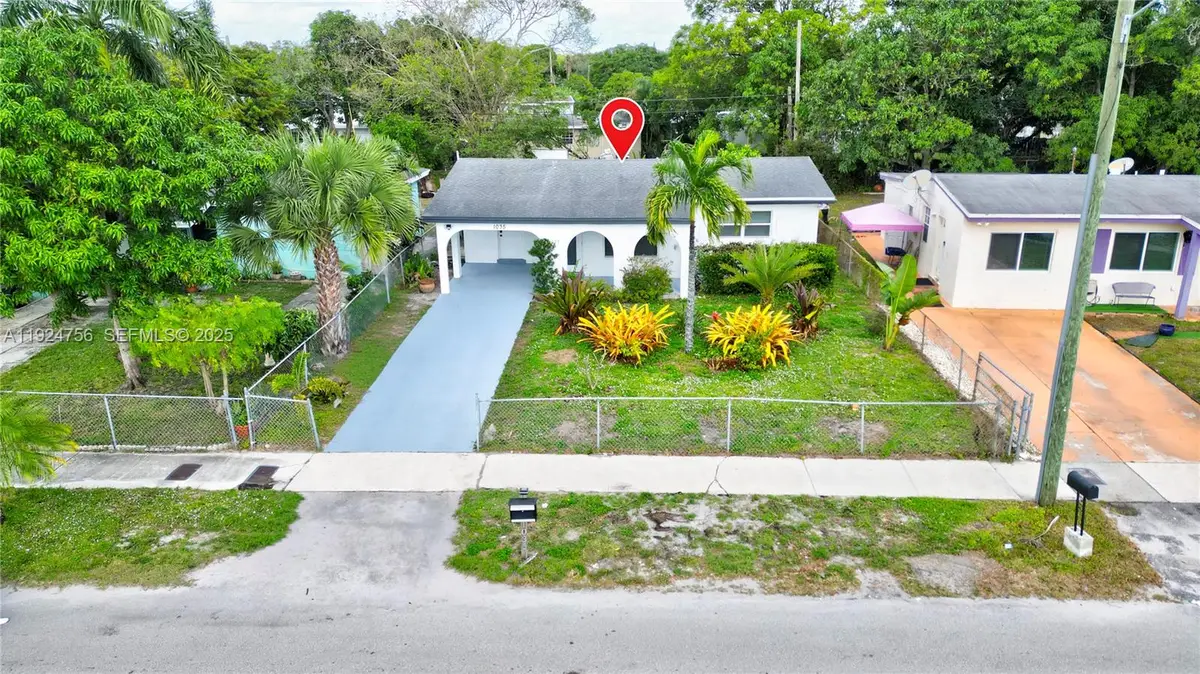 1035 NW 11th Ct, Fort Lauderdale, FL 33311 - Image #1