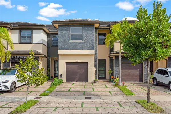 15815 NW 91st Ct, Miami Lakes, FL 33018