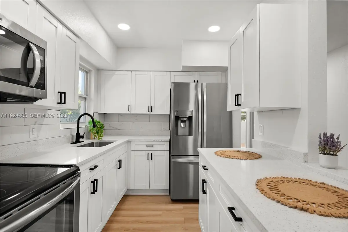 303 N Duncan Ave, Clearwater, FL 33755 - Image #1