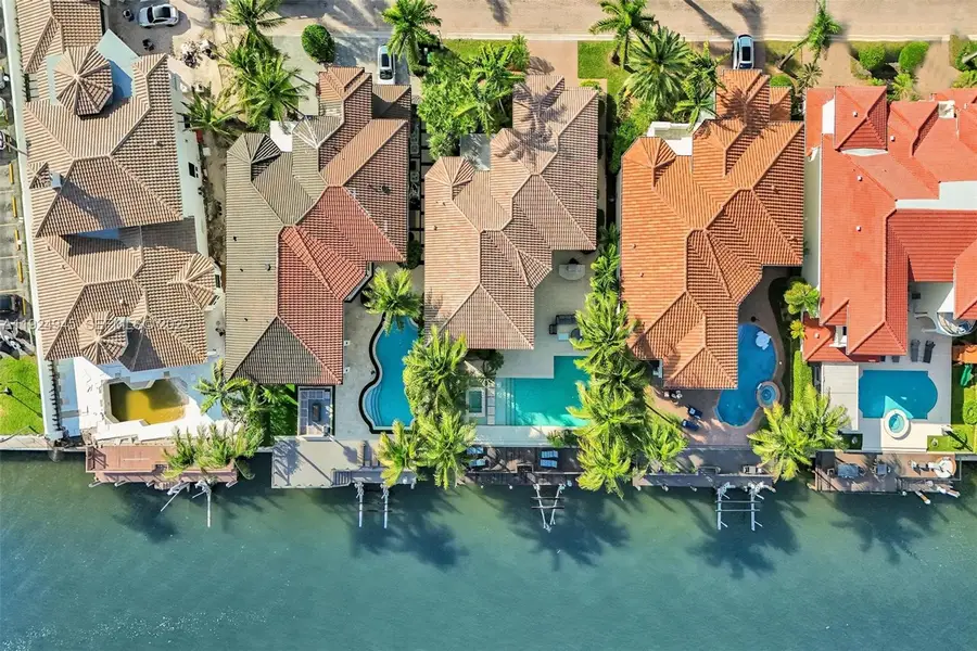 1575 Windjammer Way, Hollywood, FL 33019 - Image #3