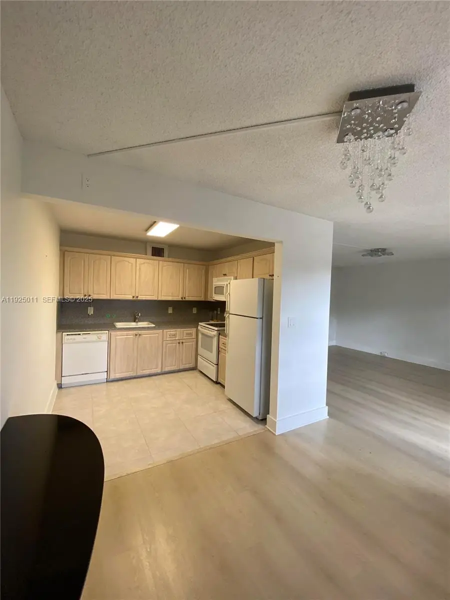 1903 Bermuda Cir #D2, Coconut Creek, FL 33066 - Image #2